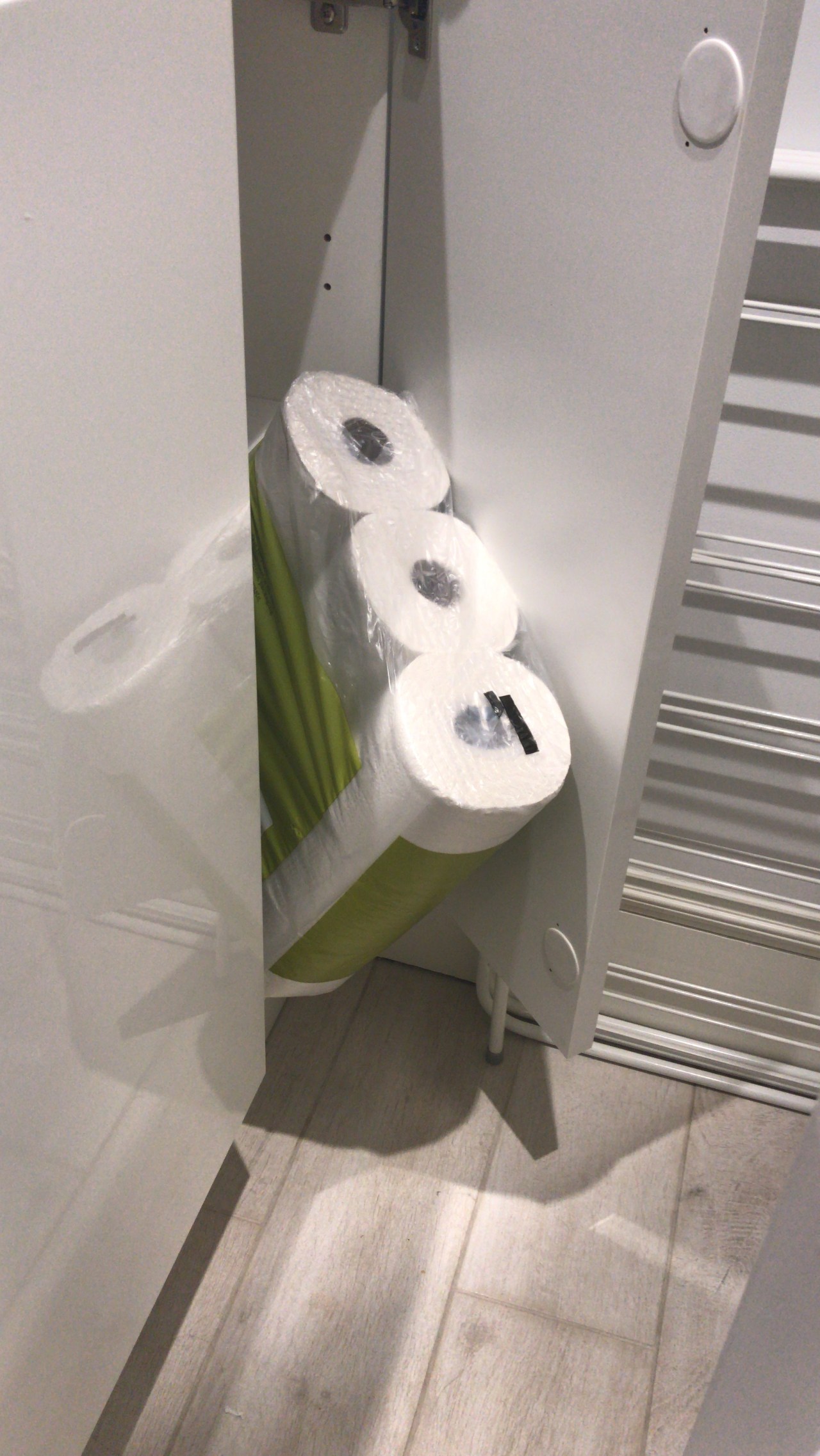 C14EC191-B08B-474D-B918-34A5986D7FF9